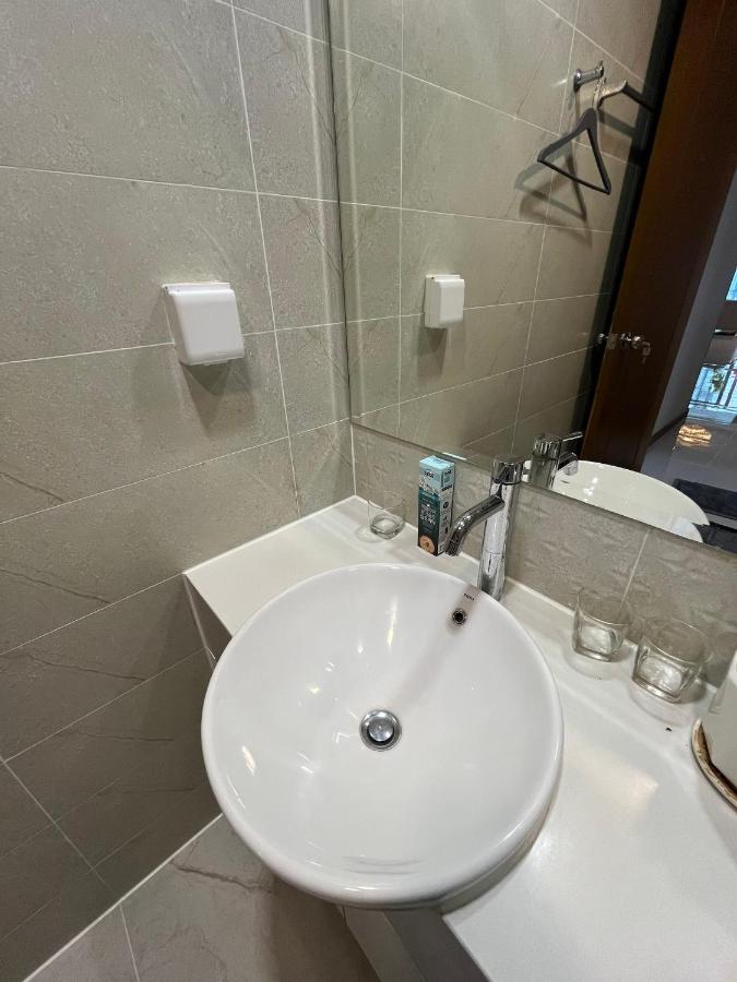 Khách sạn hẻo lánh Premium - Hub TP. Hồ Chí Minh