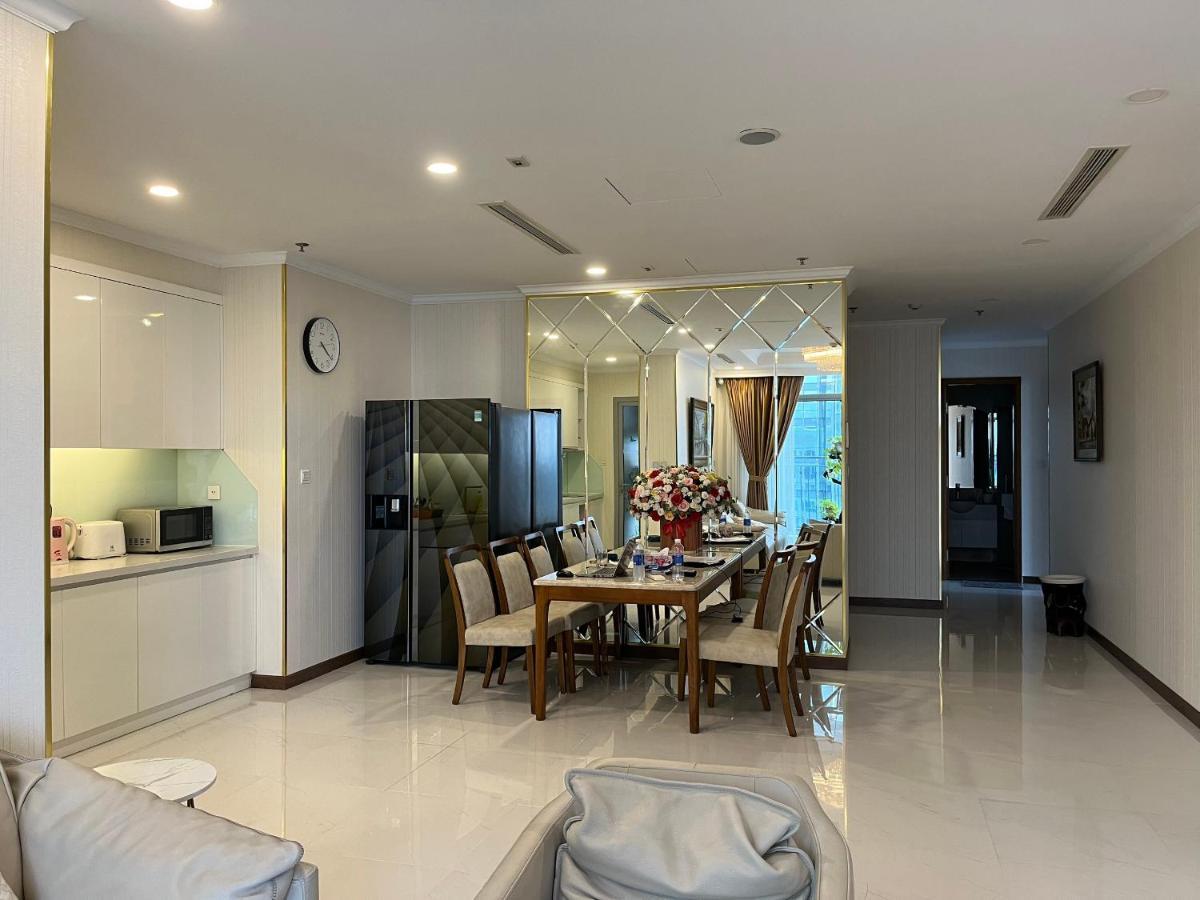 Khách sạn hẻo lánh Premium - Hub *