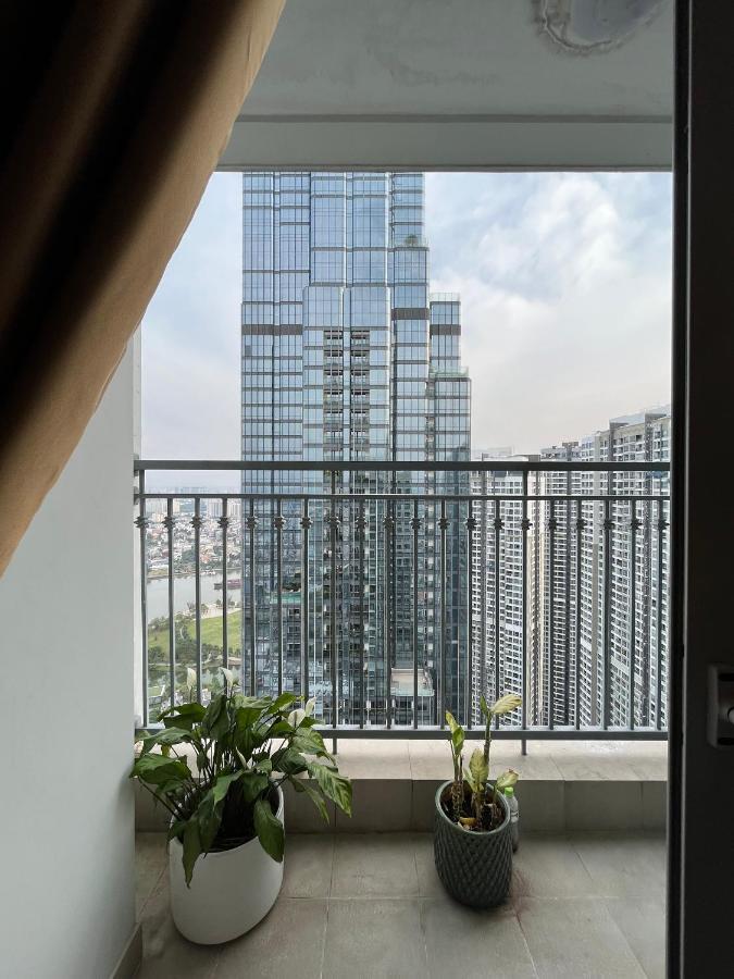 Khách sạn hẻo lánh Premium - Hub *