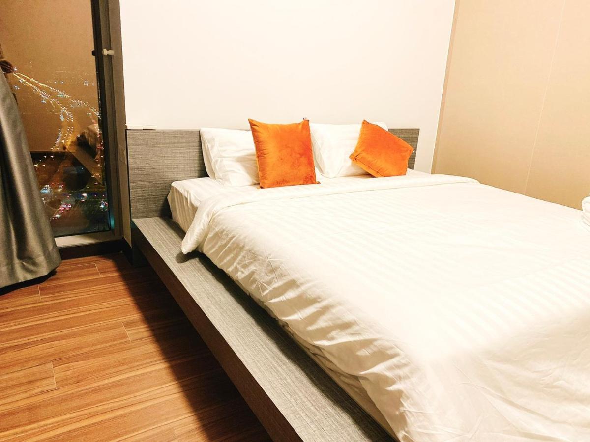 Khách sạn hẻo lánh Premium - Hub *
